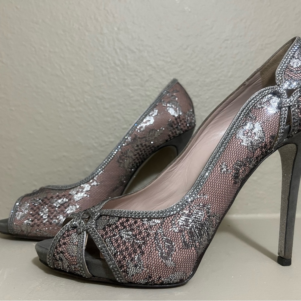 Celebrity’s choice Rene Caovilla Crystal trim silver lace - Picture 5 of 8